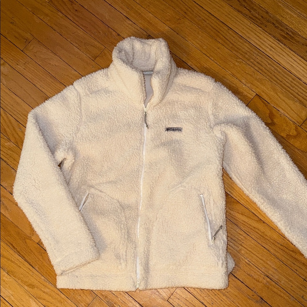 Columbia Women’s Sherpa Fleece Jacket in Cream